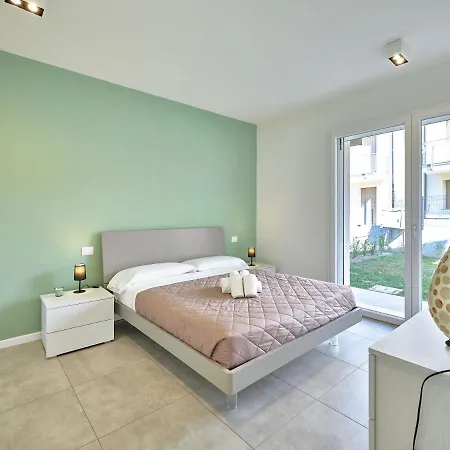 Apartmentsgarda - Il Leccio Garda (Verona)