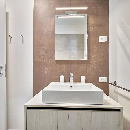 Apartmentsgarda - Il Leccio Apartamento *