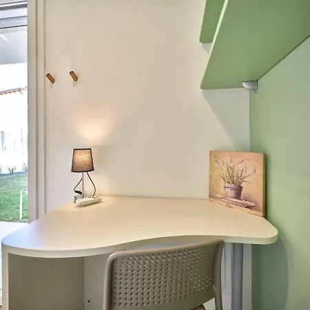Apartmentsgarda - Il Leccio Garda (Verona)