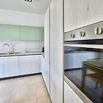 Apartmentsgarda - Il Leccio شقة *