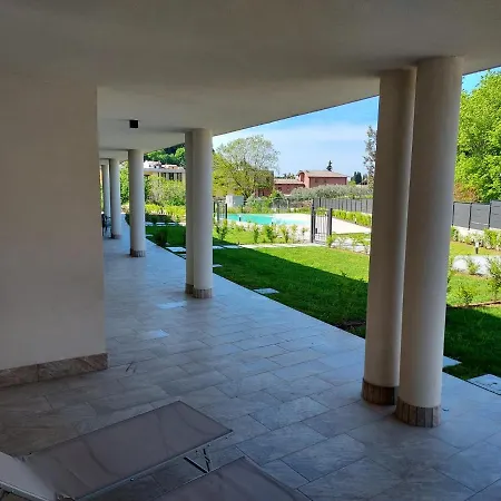 Apartmentsgarda - Il Leccio غارْدا
